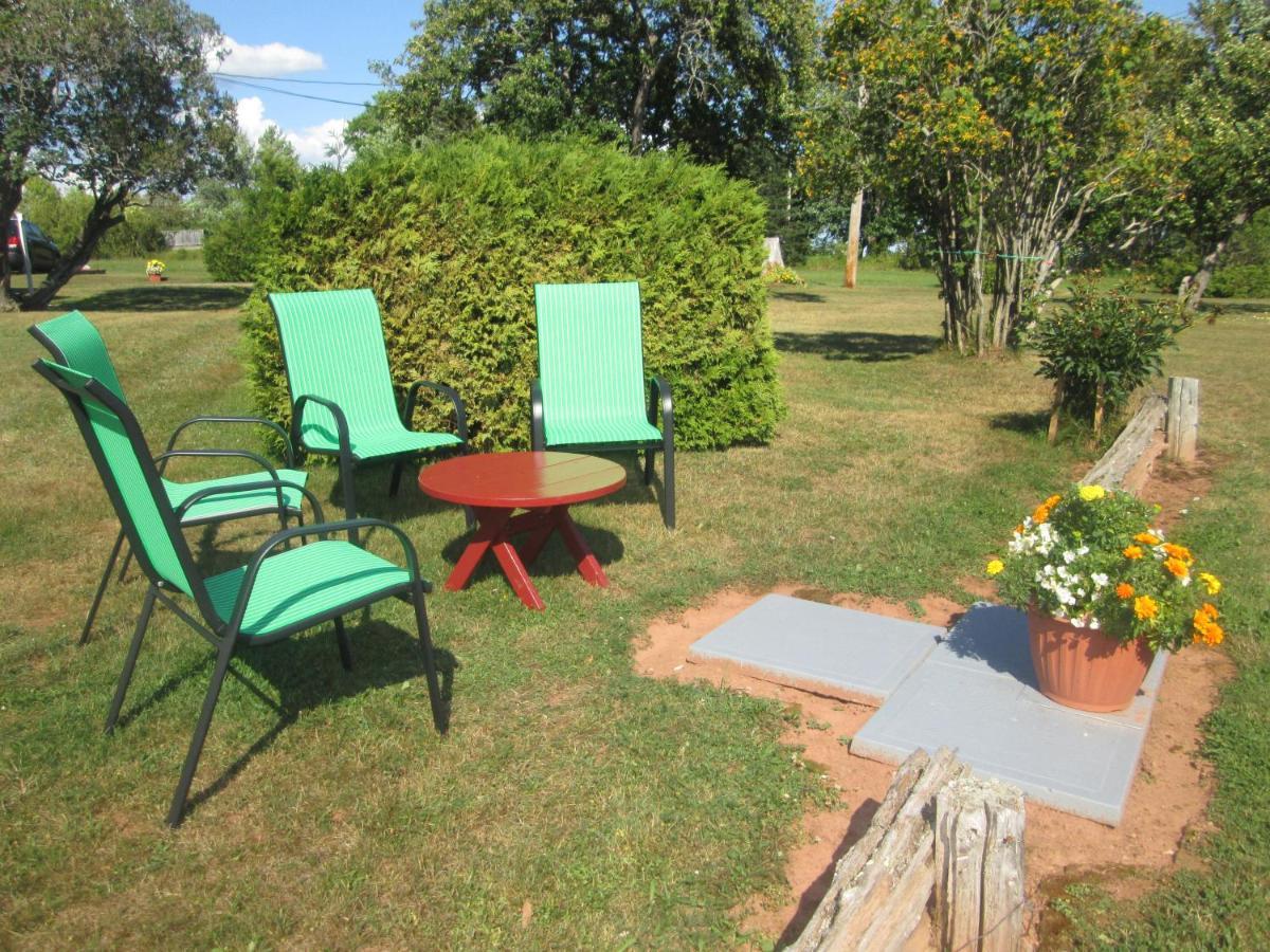 Gite Les Acres Tranquilles B&B Port-Daniel Εξωτερικό φωτογραφία