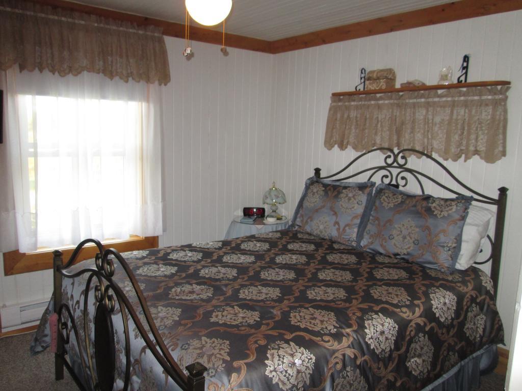 Gite Les Acres Tranquilles B&B Port-Daniel Εξωτερικό φωτογραφία