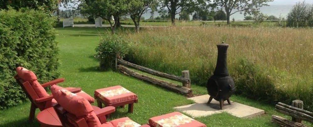 Gite Les Acres Tranquilles B&B Port-Daniel Εξωτερικό φωτογραφία