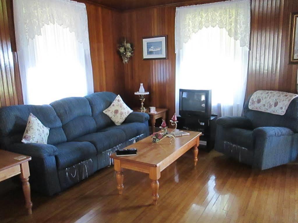 Gite Les Acres Tranquilles B&B Port-Daniel Εξωτερικό φωτογραφία